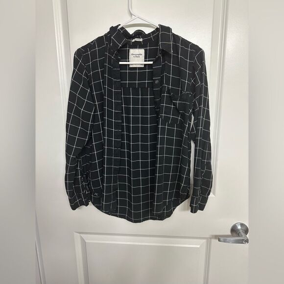 Abercrombie & Fitch Boyfriend Shirt Size M Black Grid | Send Me an Offer - Picture 2 of 4